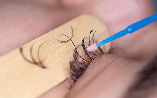 Dépose de cils
